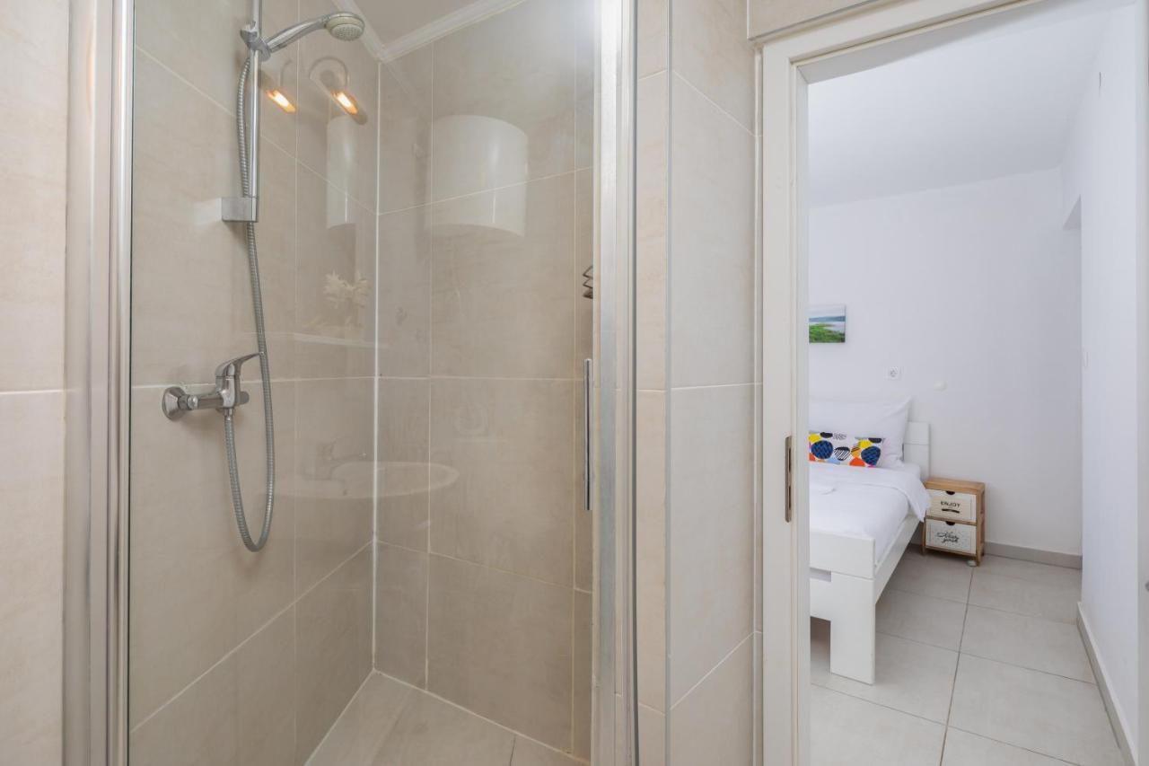 Estella Apartment